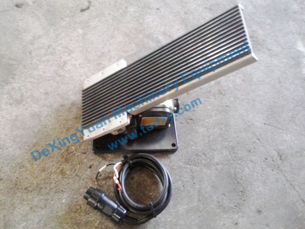 c鿴ԔϢ}Electronic Accelerator Pedal xΔ1296